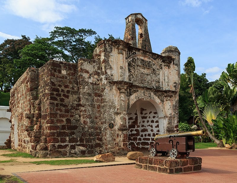 Melaka_Malaysia_A-Famosa-01